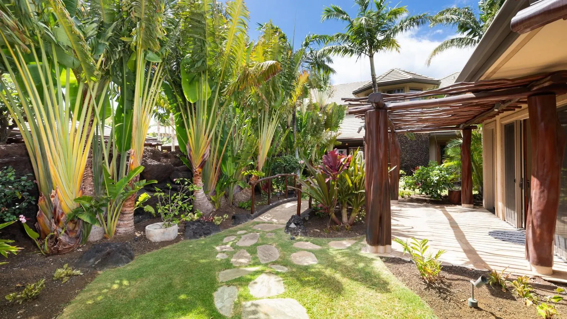 One Ocean Ohana Expansive Views Exclusive Oceanfront Grotto Pool Plus Private Pool Spa 唯客乐渡假村 0*,  美国