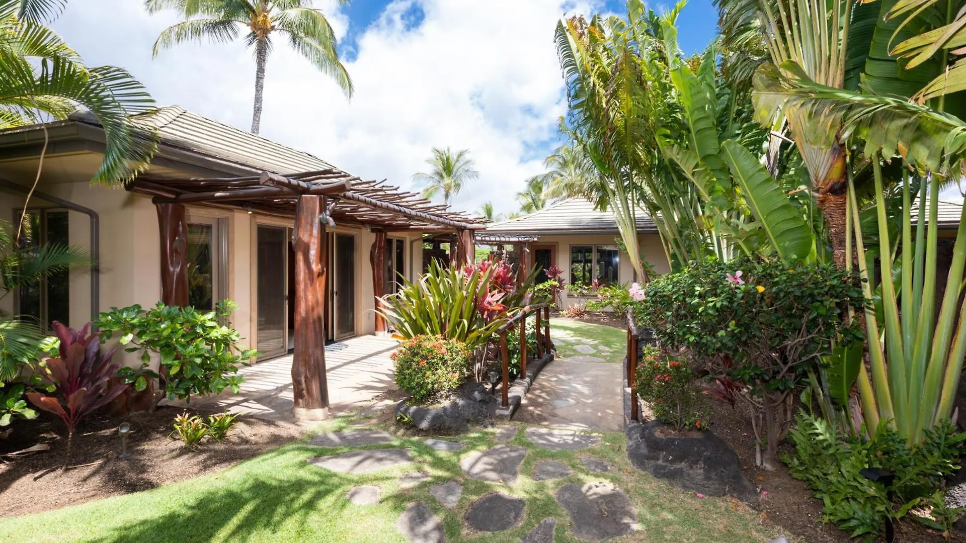 度假居 One Ocean Ohana Expansive Views Exclusive Oceanfront Grotto Pool Plus Private Pool Spa 唯客乐渡假村