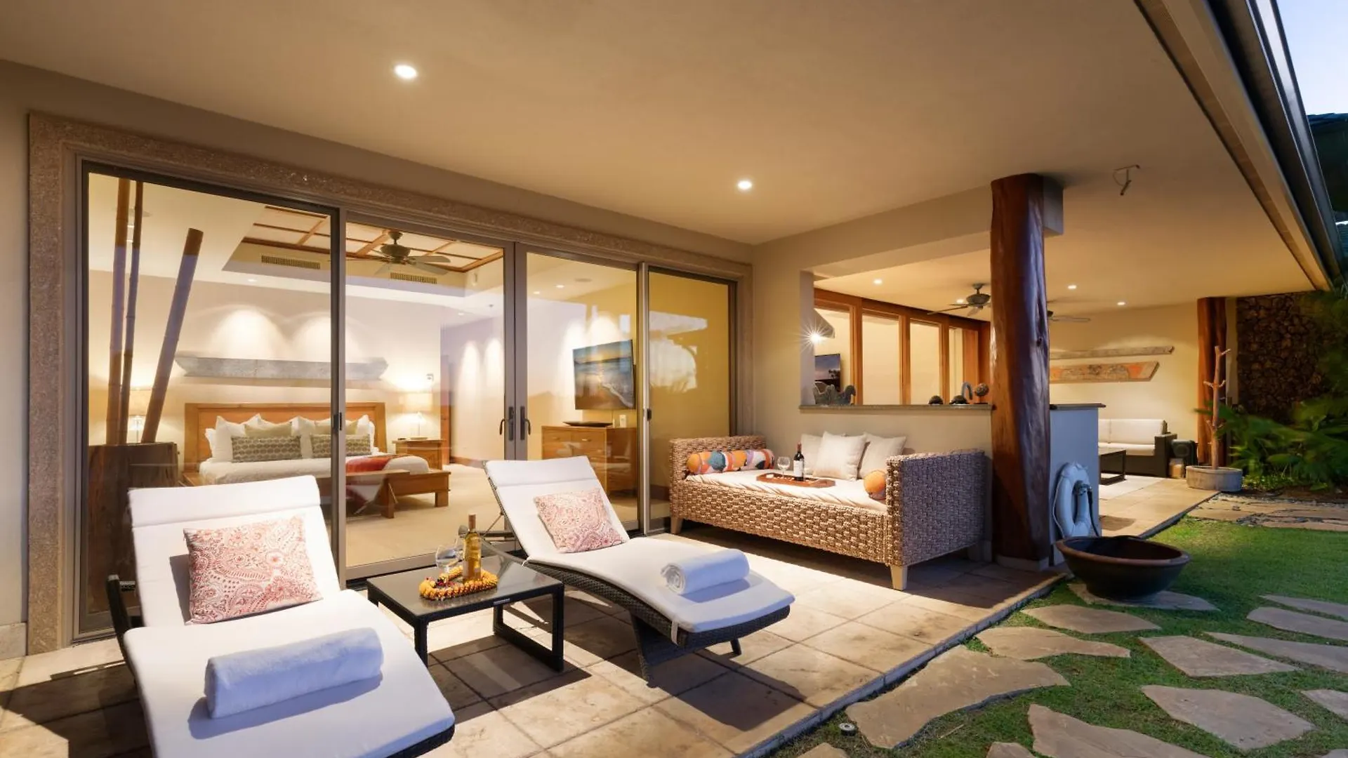度假居 One Ocean Ohana Expansive Views Exclusive Oceanfront Grotto Pool Plus Private Pool Spa 唯客乐渡假村